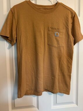 Carhartt Men’s Short Sleeve Pocket Tee in Carhartt Brown